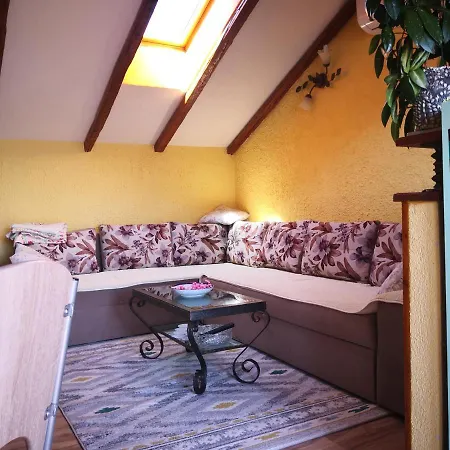 Kuca Tonci & Semsa Apartman *