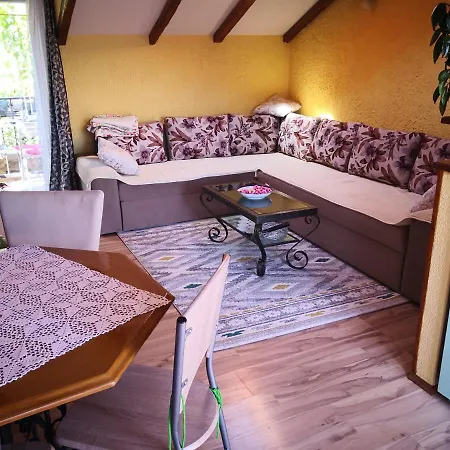 Kuca Tonci & Semsa Apartman *