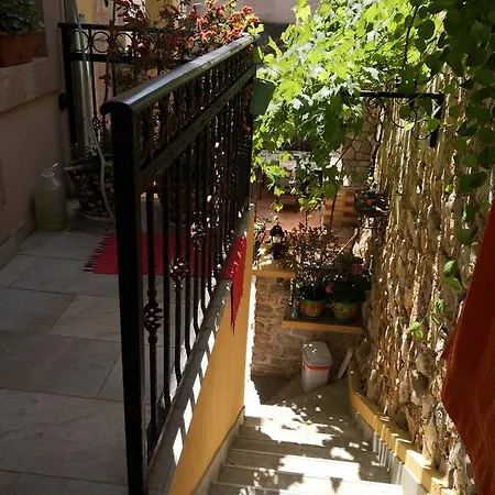 Apartment Kuca Tonci & Semsa Tisno