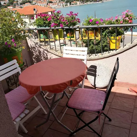 Kuca Tonci & Semsa Apartman
